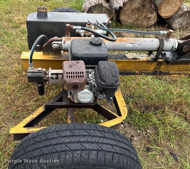 image for item EA1885 Log splitter