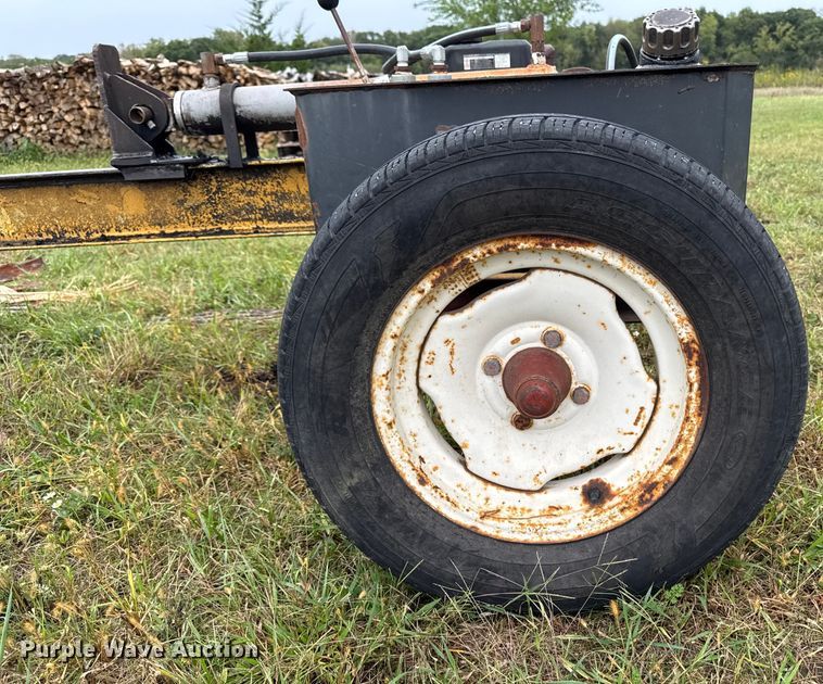 image for item EA1885 Log splitter