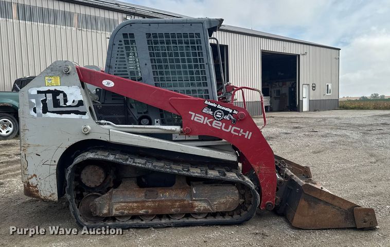 MINI CARGADOR SOBRE ORUGAS 2014 TAKEUCHI TL10