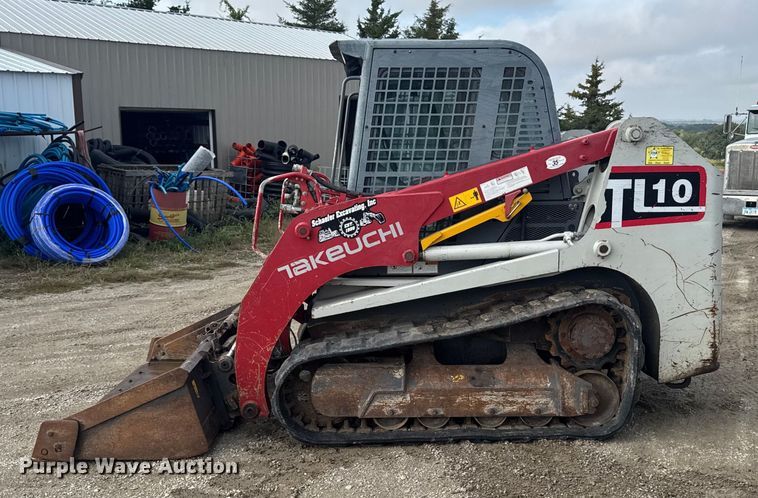 image for item EA1887 2014 Takeuchi TL10 tracked skid steer loader
