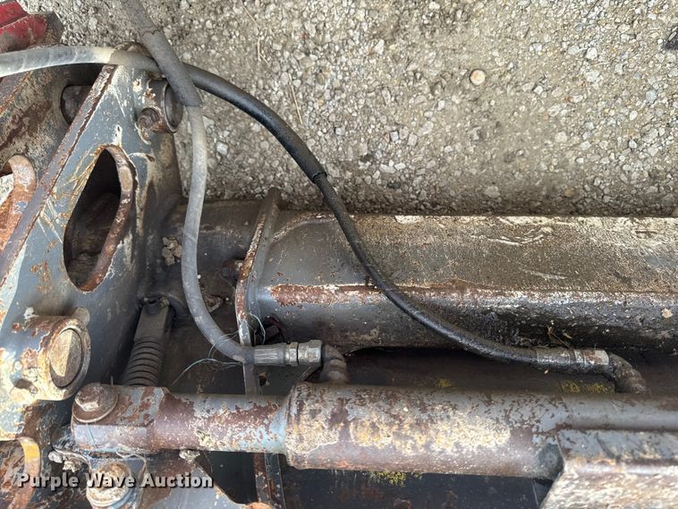 image for item EA1887 2014 Takeuchi TL10 tracked skid steer loader