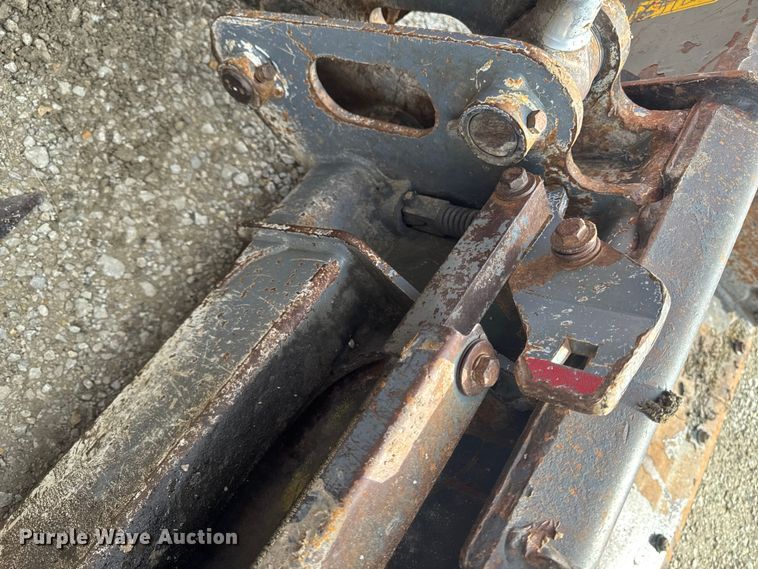 image for item EA1887 2014 Takeuchi TL10 tracked skid steer loader