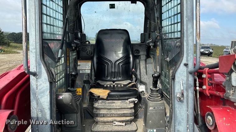 image for item EA1887 2014 Takeuchi TL10 tracked skid steer loader