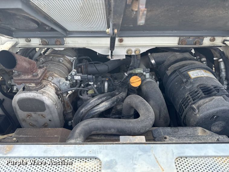 image for item EA1887 2014 Takeuchi TL10 tracked skid steer loader