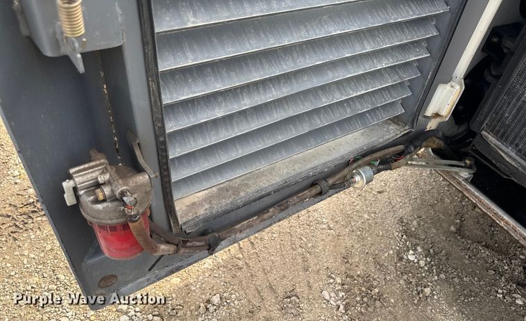 image for item EA1887 2014 Takeuchi TL10 tracked skid steer loader