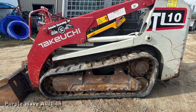 image for item EA1887 2014 Takeuchi TL10 tracked skid steer loader
