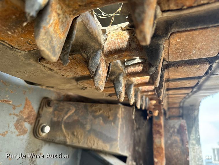 image for item EA1887 2014 Takeuchi TL10 tracked skid steer loader