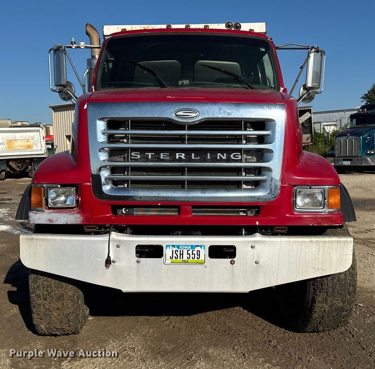image for item EA1890 2004 Sterling Truck L9500 Series dump truck