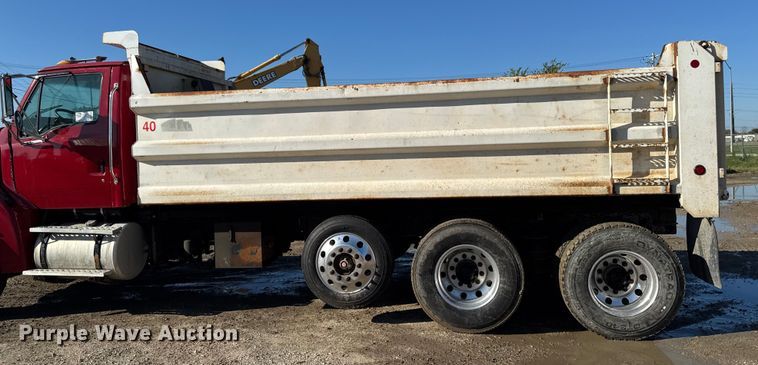 image for item EA1890 2004 Sterling Truck L9500 Series dump truck