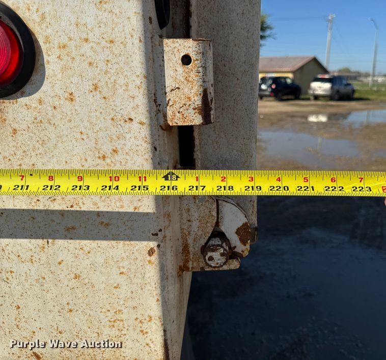 image for item EA1890 2004 Sterling Truck L9500 Series dump truck