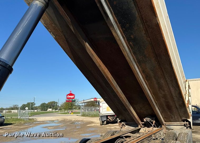 image for item EA1890 2004 Sterling Truck L9500 Series dump truck