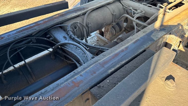 image for item EA1890 2004 Sterling Truck L9500 Series dump truck