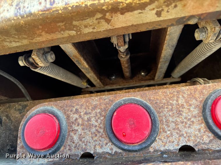 image for item EA1890 2004 Sterling Truck L9500 Series dump truck