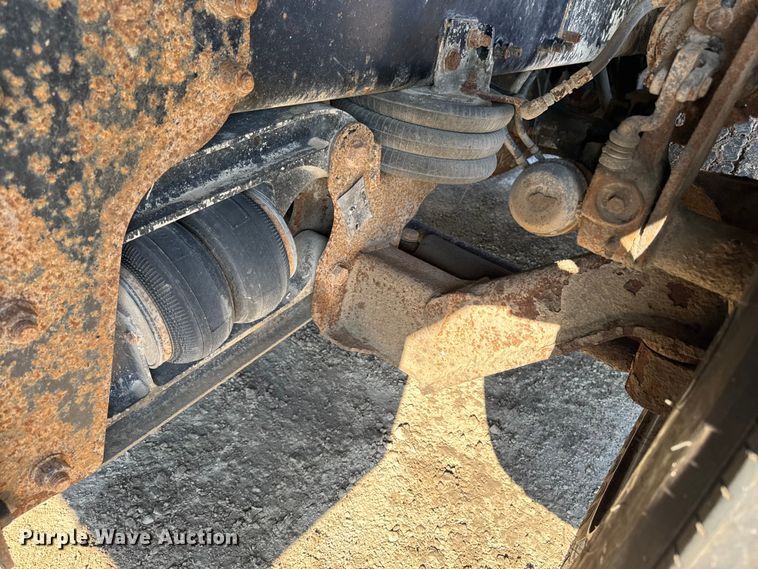 image for item EA1890 2004 Sterling Truck L9500 Series dump truck