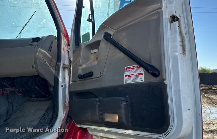 image for item EA1890 2004 Sterling Truck L9500 Series dump truck