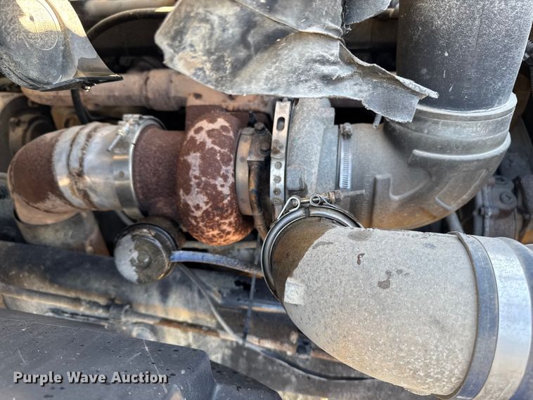 image for item EA1890 2004 Sterling Truck L9500 Series dump truck