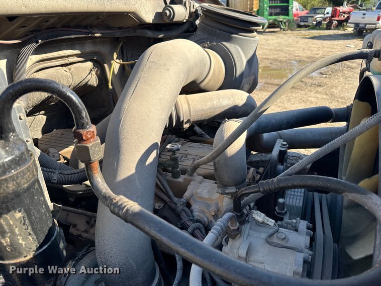 image for item EA1890 2004 Sterling Truck L9500 Series dump truck