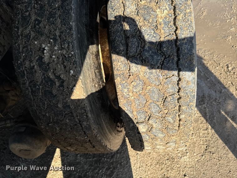 image for item EA1890 2004 Sterling Truck L9500 Series dump truck