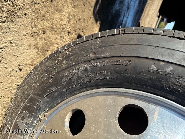 image for item EA1890 2004 Sterling Truck L9500 Series dump truck