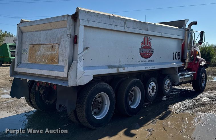 image for item EA1892 2007 Sterling L9500 dump truck