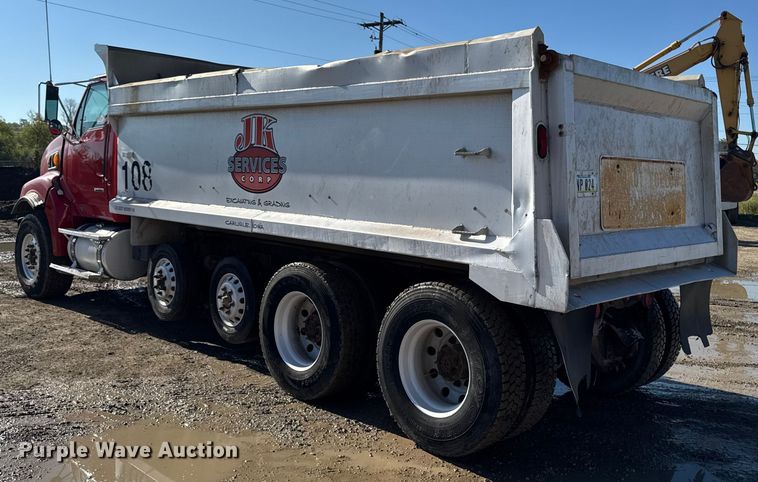 image for item EA1892 2007 Sterling L9500 dump truck