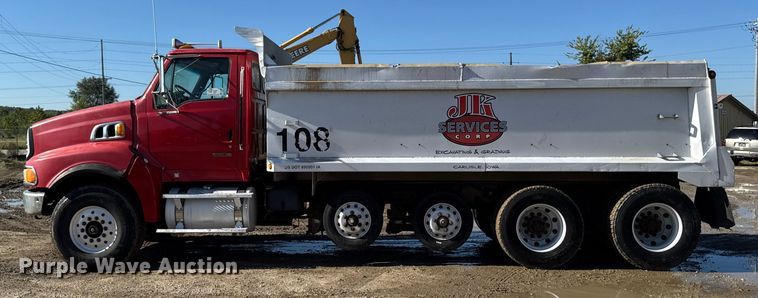 image for item EA1892 2007 Sterling L9500 dump truck