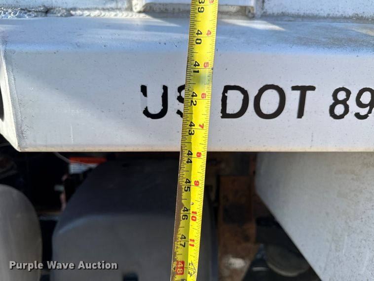 image for item EA1892 2007 Sterling L9500 dump truck