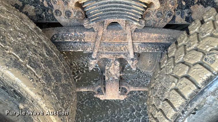 image for item EA1892 2007 Sterling L9500 dump truck