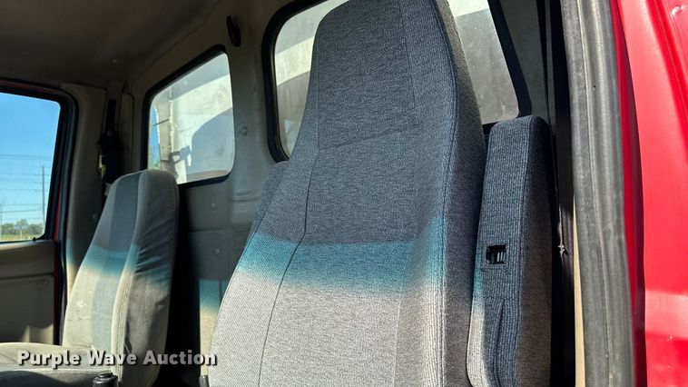 image for item EA1892 2007 Sterling L9500 dump truck