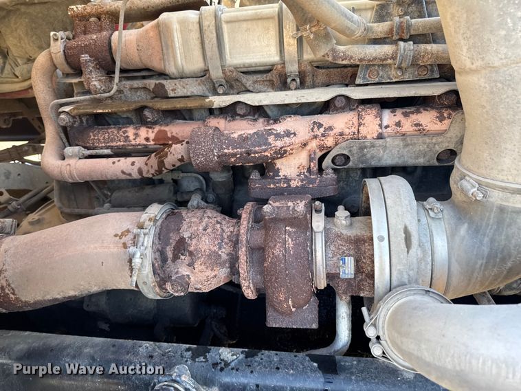 image for item EA1892 2007 Sterling L9500 dump truck