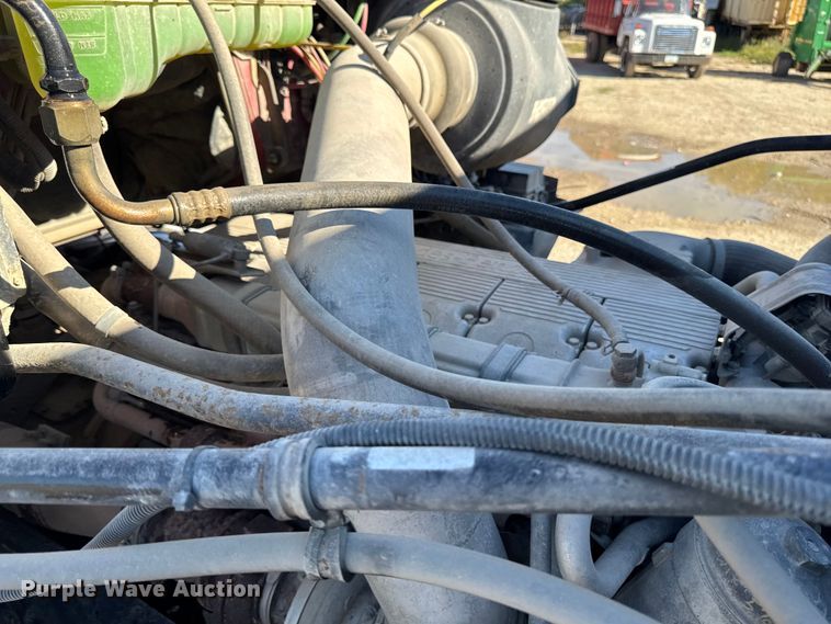 image for item EA1892 2007 Sterling L9500 dump truck