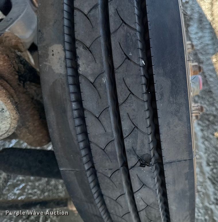 image for item EA1892 2007 Sterling L9500 dump truck