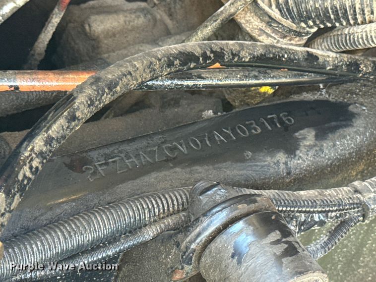 image for item EA1892 2007 Sterling L9500 dump truck