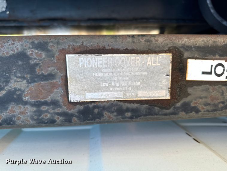 image for item EA1896 2000 Mack RD hook lift truck