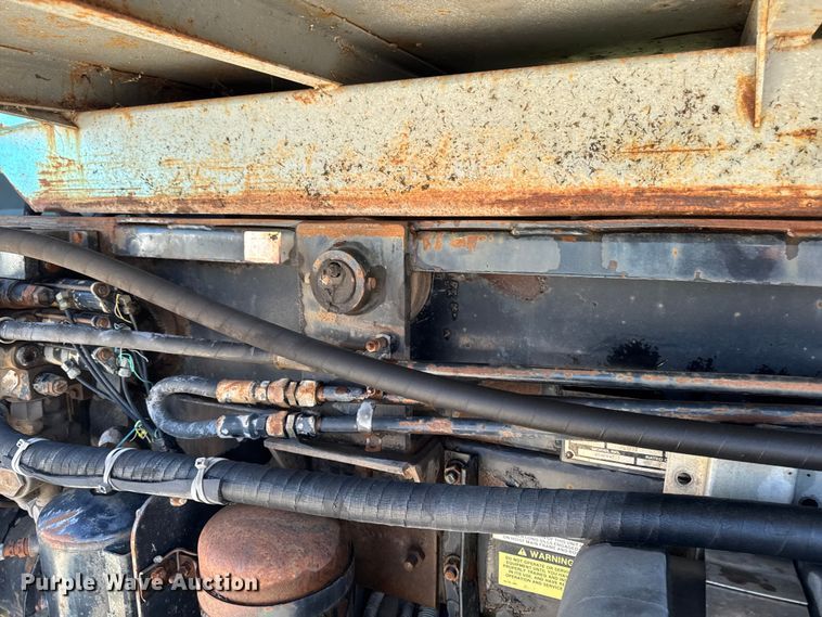 image for item EA1896 2000 Mack RD hook lift truck