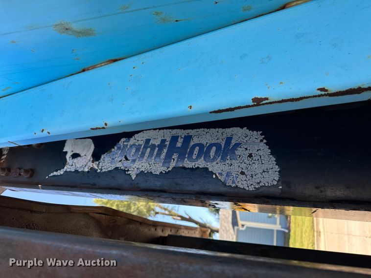 image for item EA1896 2000 Mack RD hook lift truck