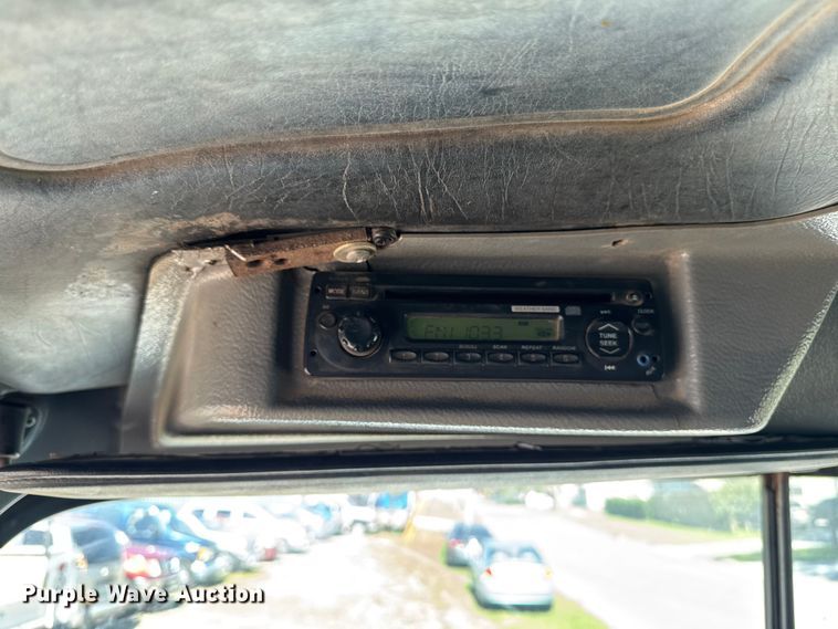 image for item EA1896 2000 Mack RD hook lift truck