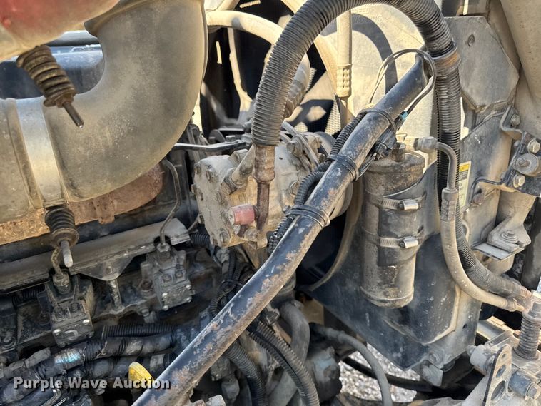 image for item EA1896 2000 Mack RD hook lift truck