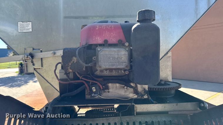 image for item EA1900 1999 International 4900 flatbed truck