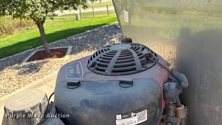 image for item EA1900 1999 International 4900 flatbed truck