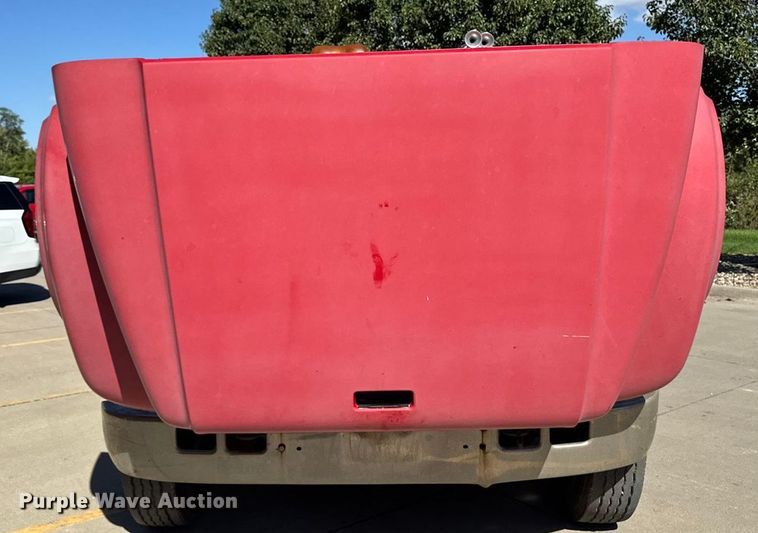 image for item EA1900 1999 International 4900 flatbed truck