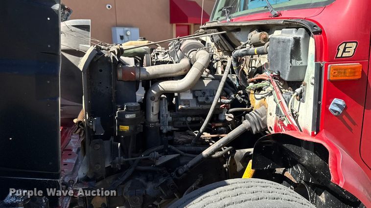 image for item EA1900 1999 International 4900 flatbed truck