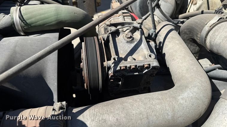 image for item EA1900 1999 International 4900 flatbed truck