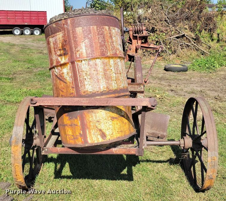 image for item EA2560 Pull type grader