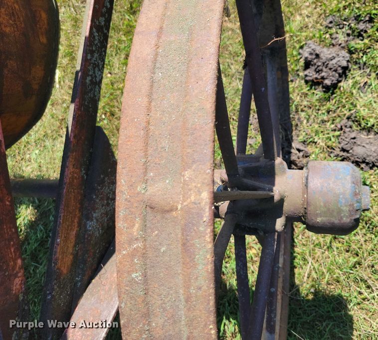 image for item EA2560 Pull type grader