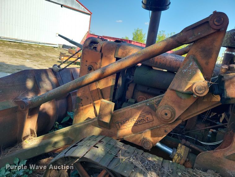 image for item EA2561 Allison Chalmers HD9 track loader