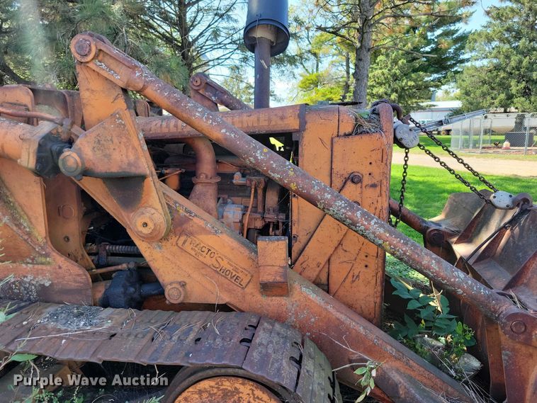 image for item EA2561 Allison Chalmers HD9 track loader