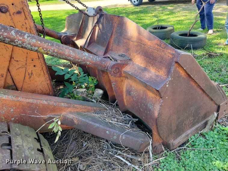 image for item EA2561 Allison Chalmers HD9 track loader