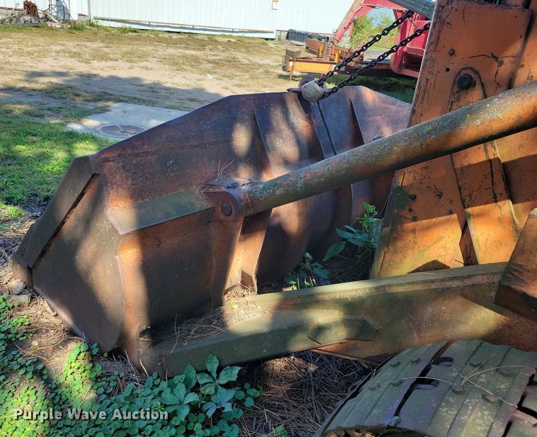 image for item EA2561 Allison Chalmers HD9 track loader