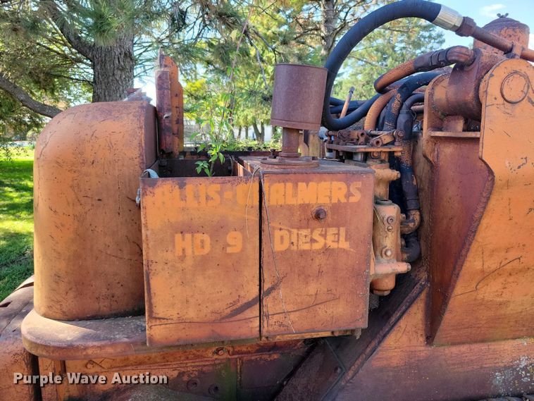 image for item EA2561 Allison Chalmers HD9 track loader